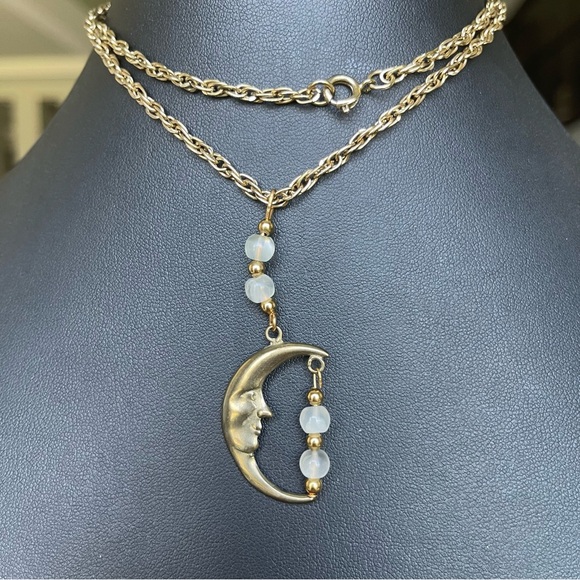 Vintage Gold Tone Crescent Moon Charm 2”Pendant Dangle Necklace 24”L - Picture 4 of 4